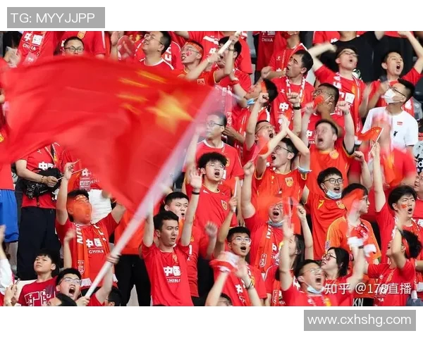 各大足球明星陆续抵达机场引发球迷热烈关注与期待